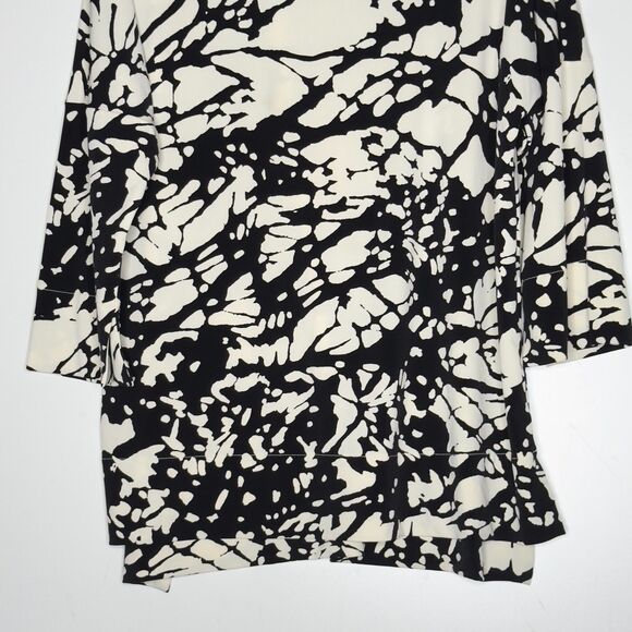 Chico's Travelers Geometric Print Top Women's Size Small (Chico's Size 0) - Picture 7 of 9